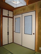畳のい草の香りがします